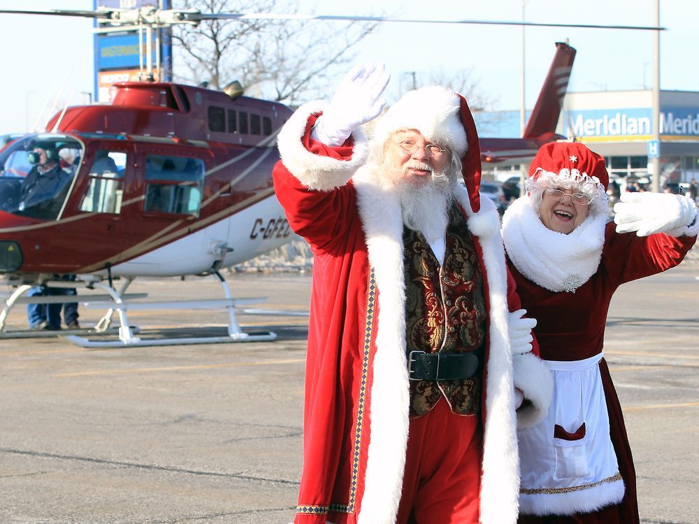 Photos: Santa arrives via helicopter at Devonshire Mall